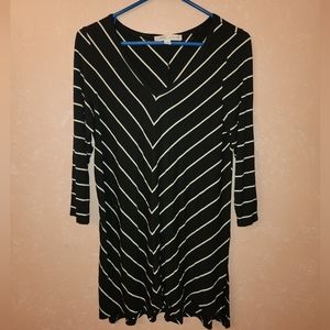 Larry Levine Women's Striped Tunic Top